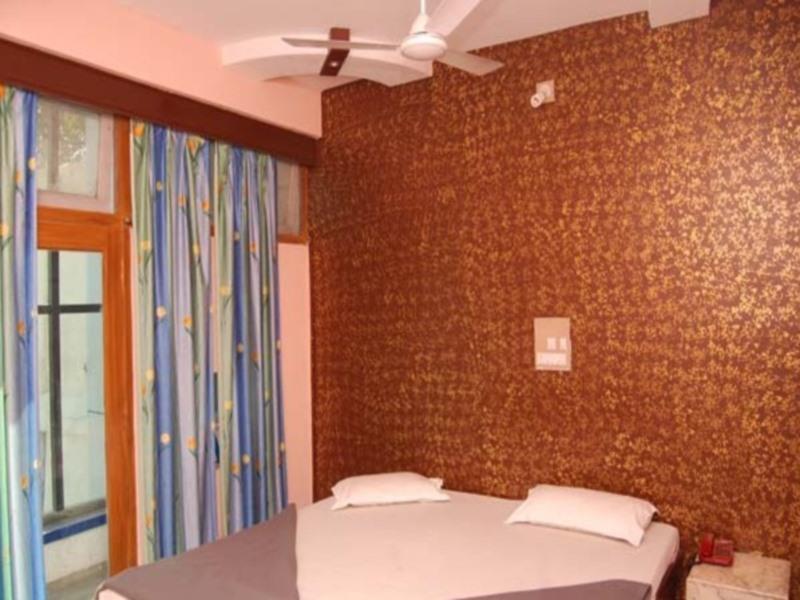 Hotel Yatri Udaipur Dış mekan fotoğraf